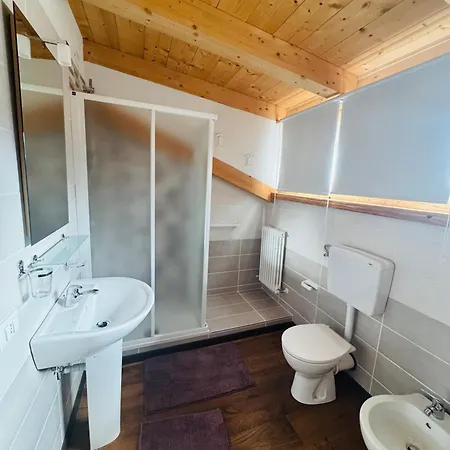 Apartment Mansarda Al